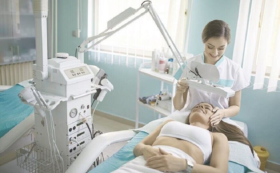 Fraksiyonel lazer ışını kullanılarak cilt gençleştirme tekniği